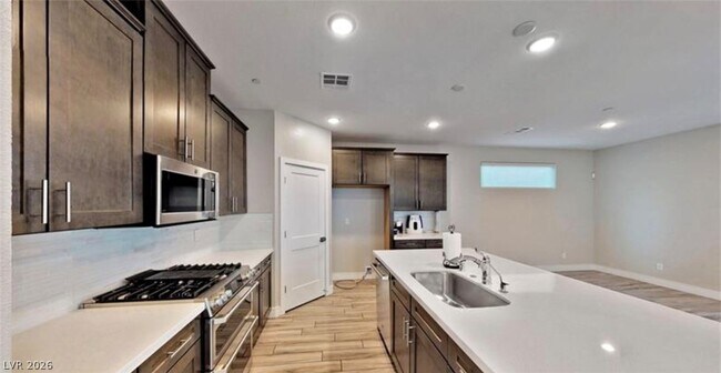 Building Photo - 3333 Traforo Ln