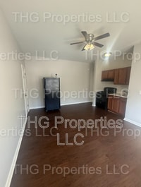 Building Photo - 641 Lincoln Ave