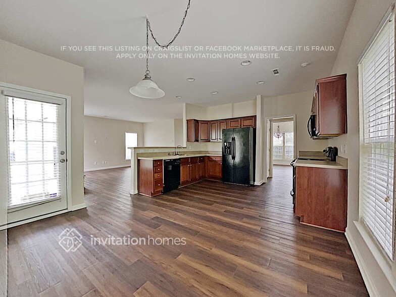 Building Photo - 7042 Church Wood Ln