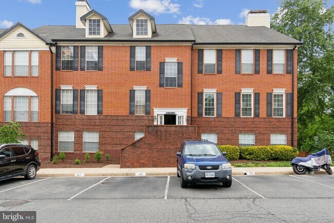 Primary Photo - 660 Gateway Dr SE
