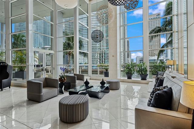 Building Photo - 901 Brickell Key Blvd