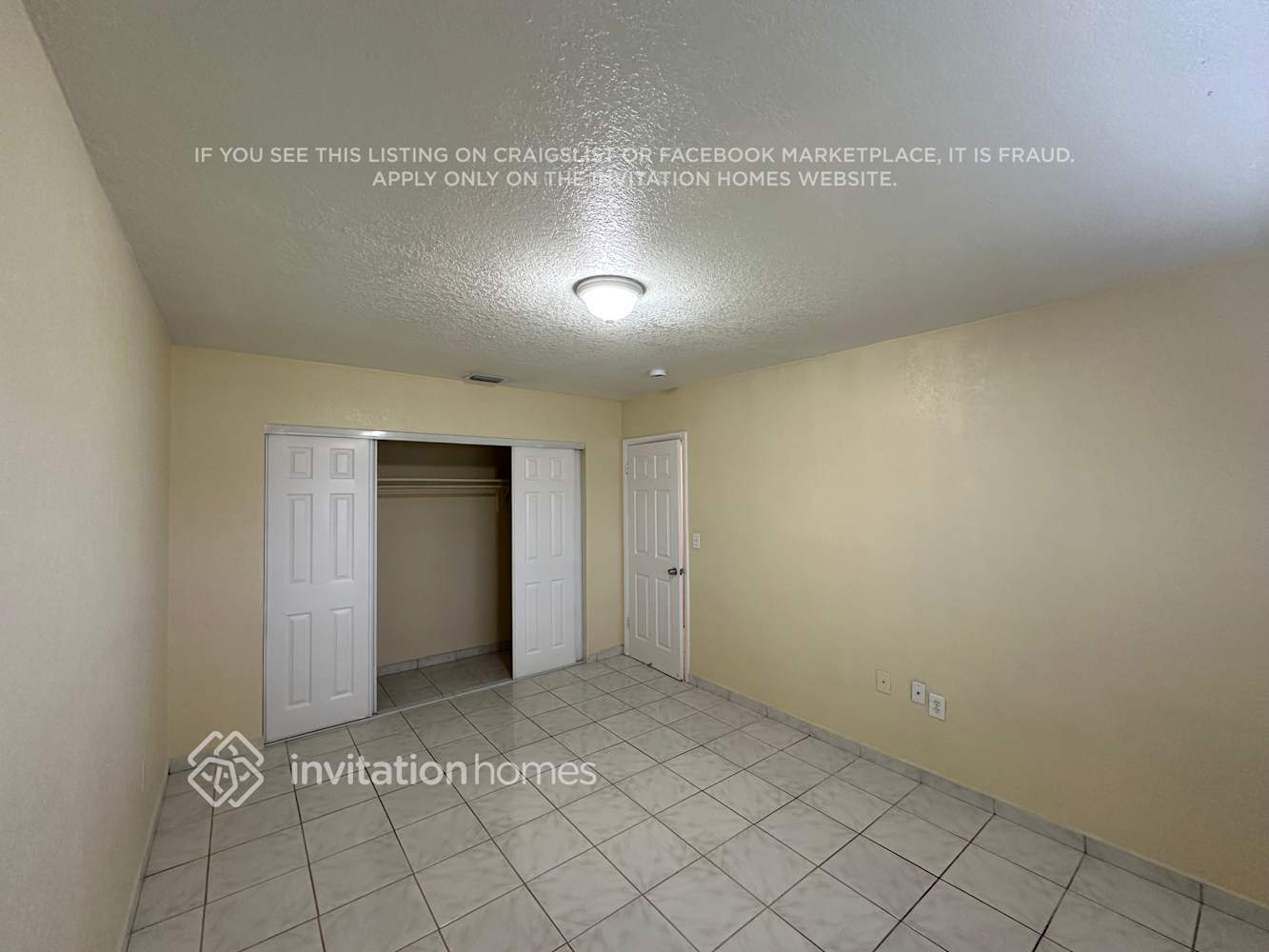 Building Photo - 17421 SW 92nd Ct