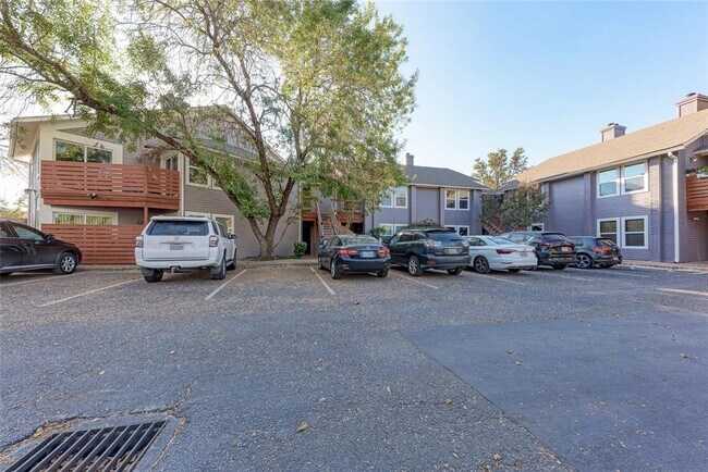 Building Photo - 2106 Nickerson St