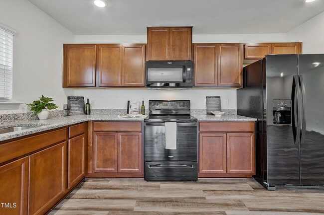 Building Photo - Earn Wealth While Leasing - Like a Homeowner - Lease to Own