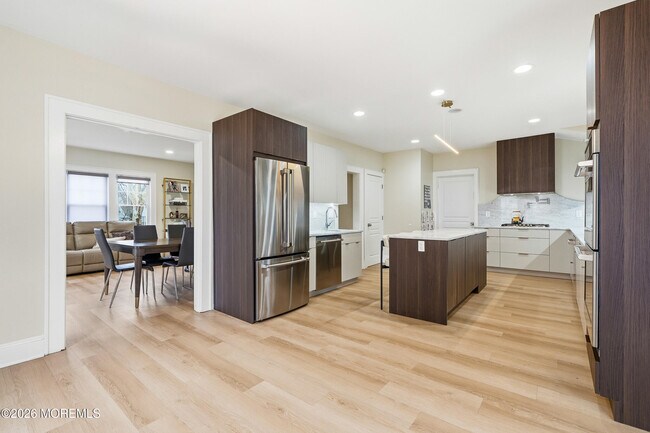 Building Photo - 14 Norwood Ct