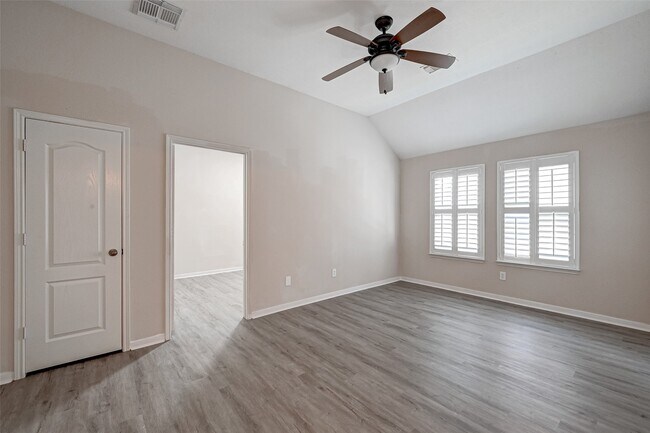 Building Photo - 6923 Grants Hollow Ln