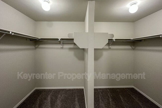 Building Photo - 11717 NW 95th St
