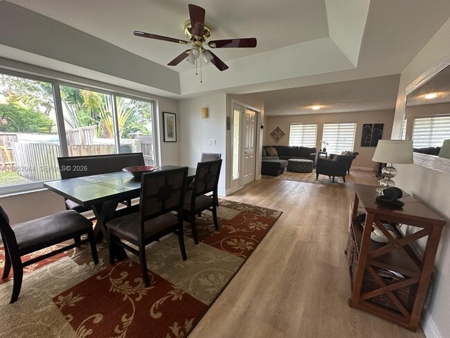 Building Photo - 8320 SW 39th Ct