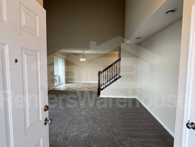 Building Photo - 6953 99th Ct S