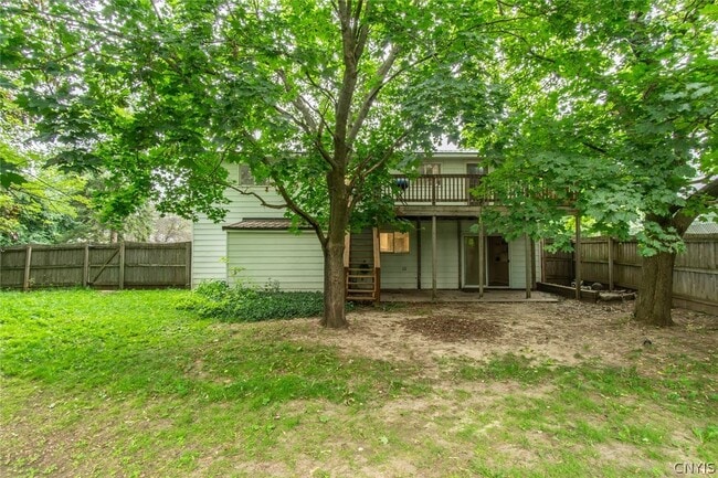 Building Photo - 147 Elm St
