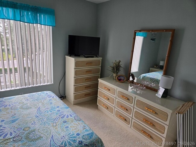 Building Photo - 2516 SE Anchorage Cove