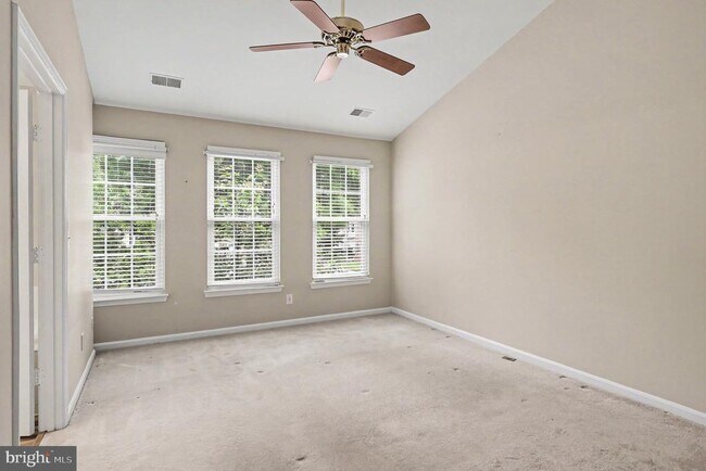 Building Photo - 4872 Ebb Tide Ct