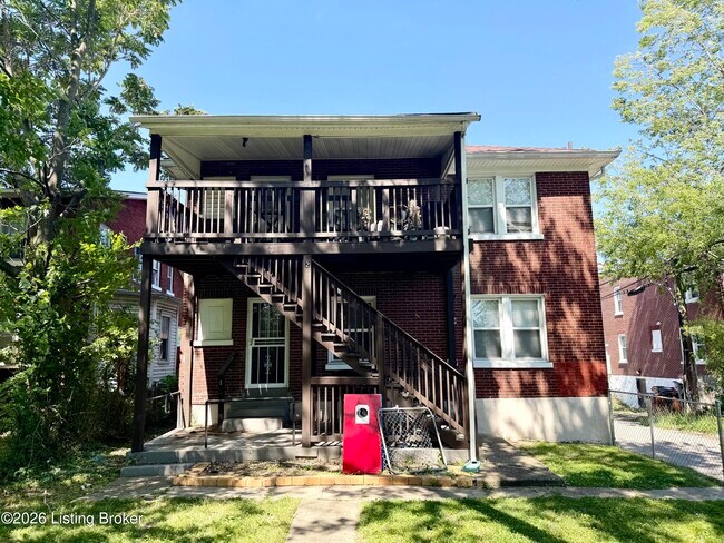 Building Photo - 715 S 41st St