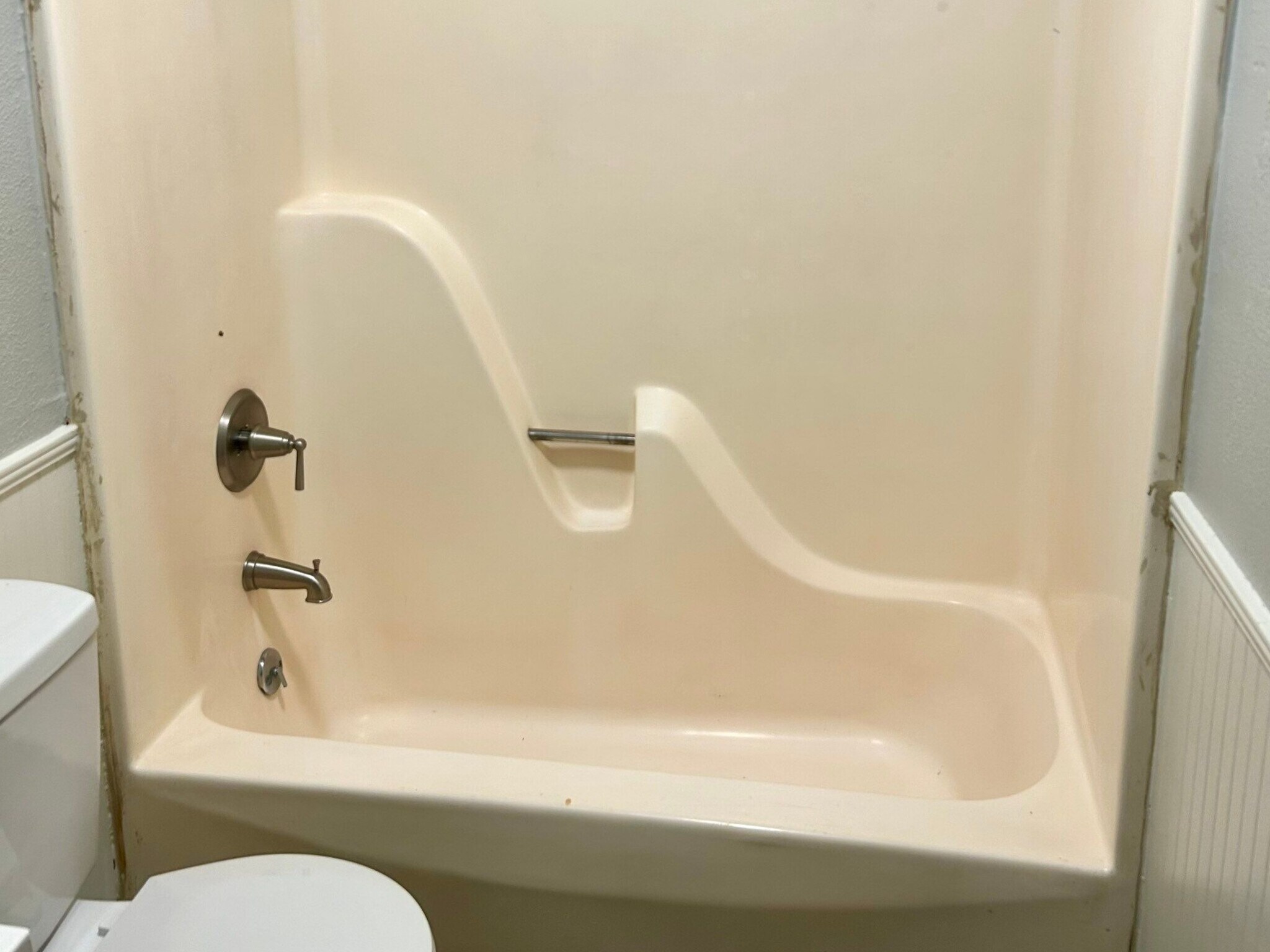 Building Photo - 16 Rossfield Cv