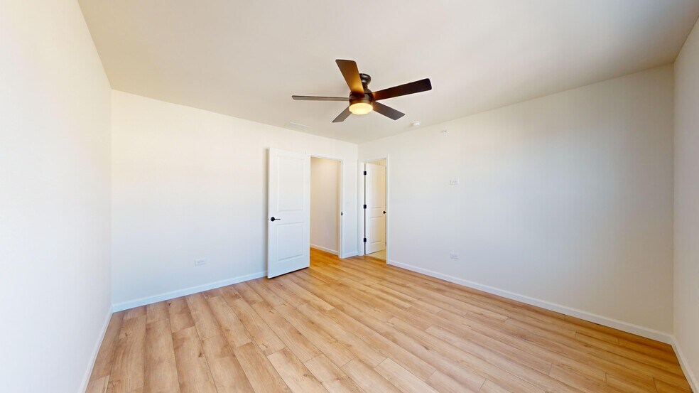 Primary Bedroom - 134 Yorktown Ct