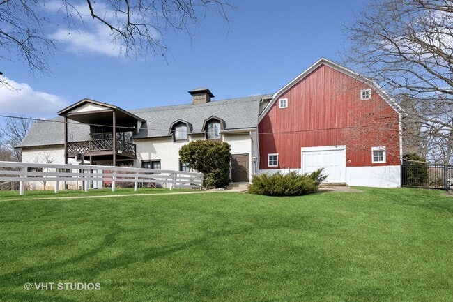 Primary Photo - 5 Bellwood Dr