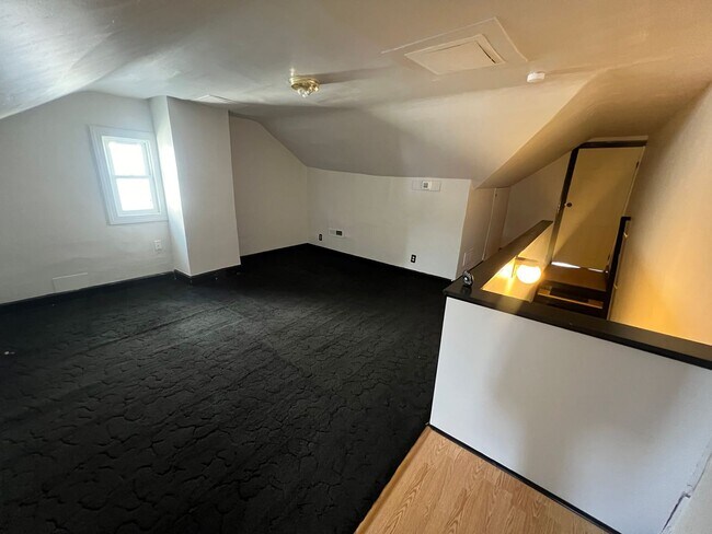 Building Photo - 4 bedroom home in Carlisle PA!