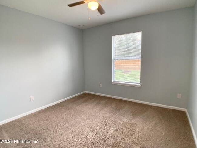Building Photo - 3201 Deer Creek Dr