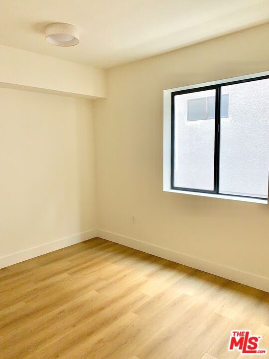 Building Photo - 1822 Overland Ave