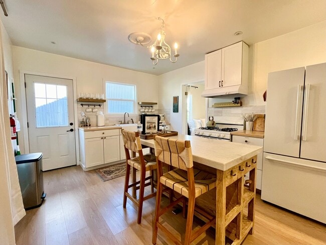 Building Photo - Charming 2 Bedroom, 1 Bathroom Home in Arroyo Grande