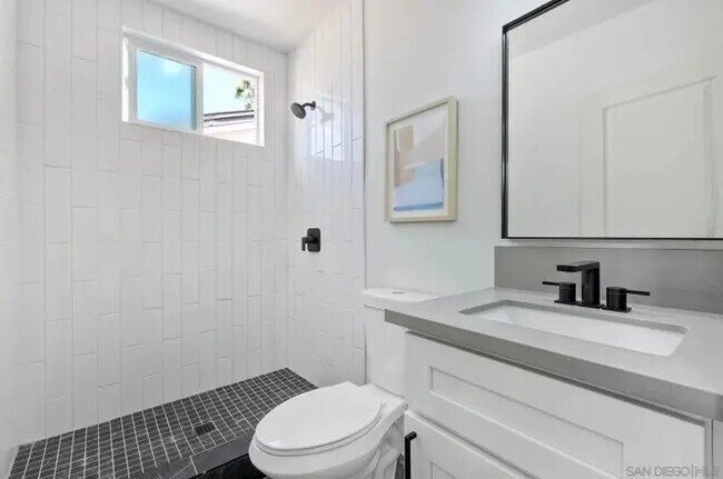 Building Photo - Imperial Beach