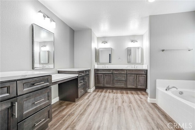 Building Photo - 31804 Empresa Cir