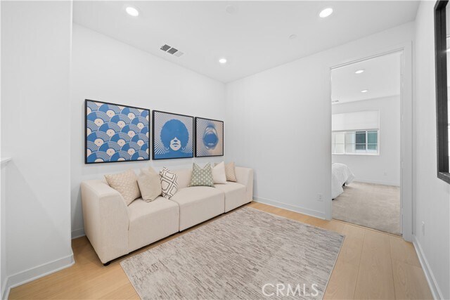 Building Photo - 1042 N Anaheim Blvd