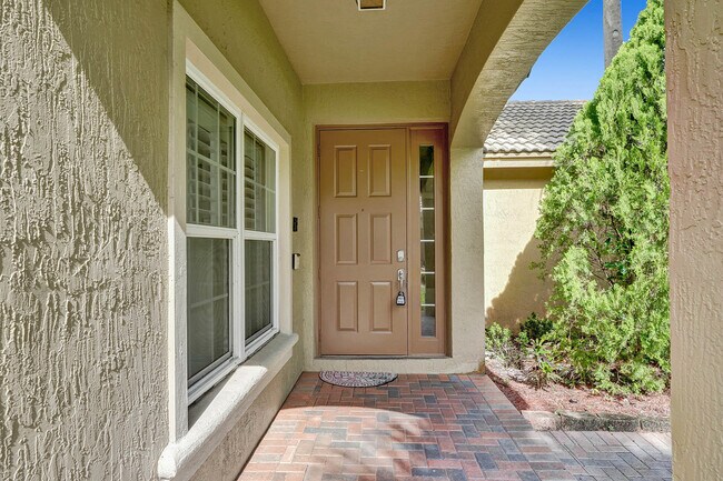 Building Photo - 11224 NW 65th Ct