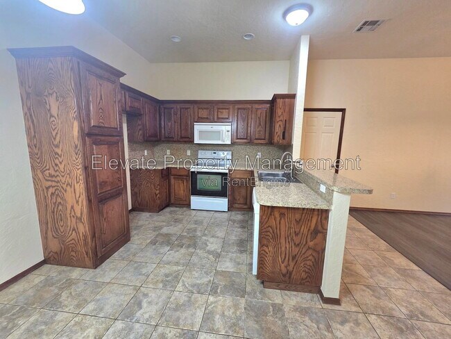 Building Photo - 804 SW 151st St