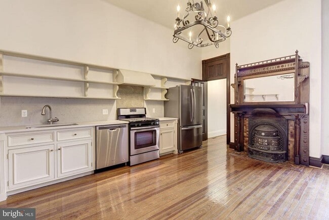 Building Photo - 1224 N Calvert St