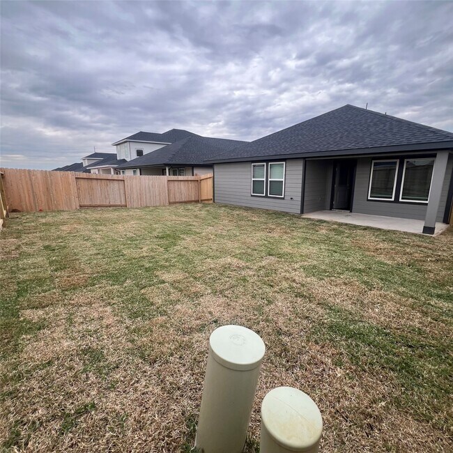 Building Photo - 3822 Zoeys Wy