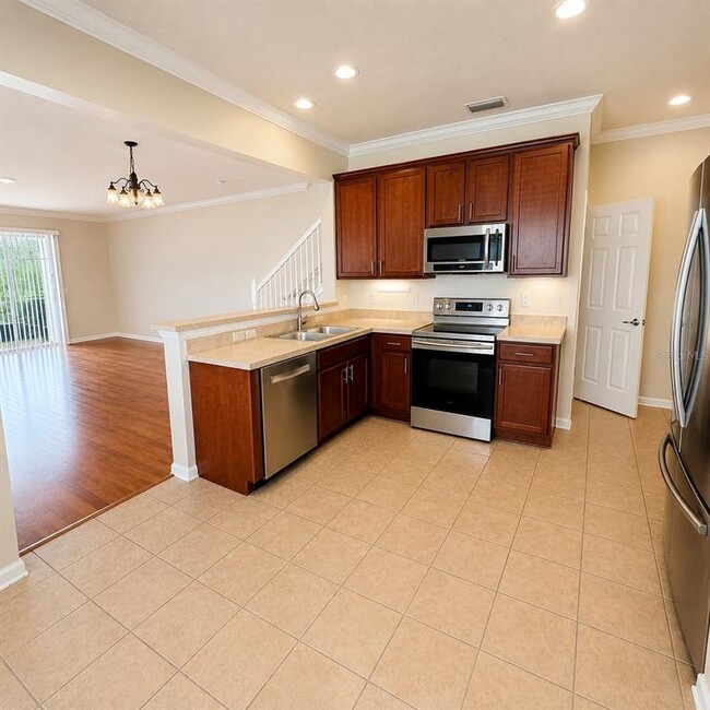 Building Photo - 10222 Pink Palmata Ct