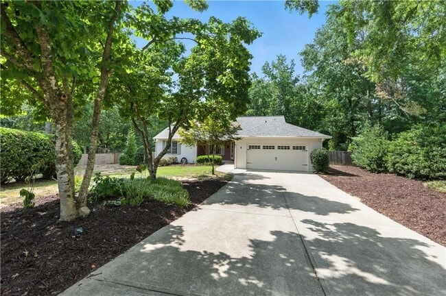 Building Photo - 1091 Colony Dr