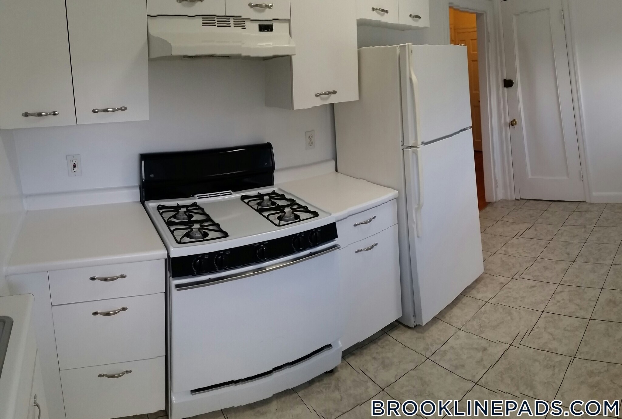 Building Photo - 37 Auburn St