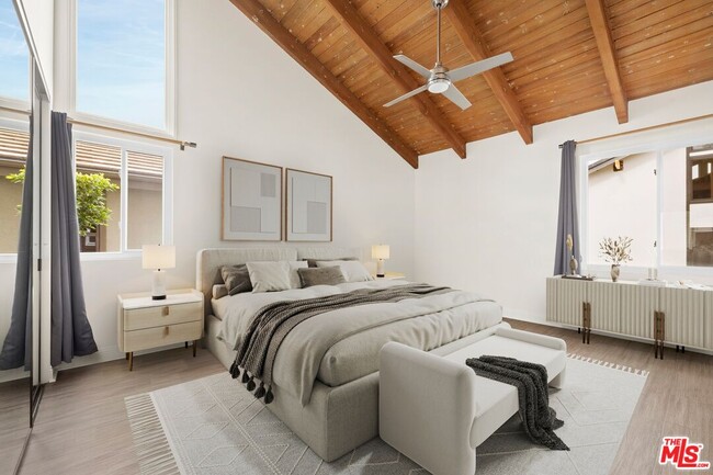 Building Photo - 1329 Avenida de Cortez