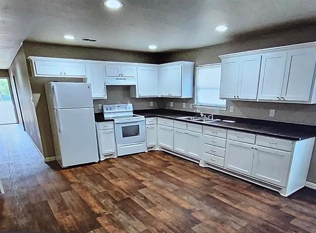 Building Photo - 407 W Criner St