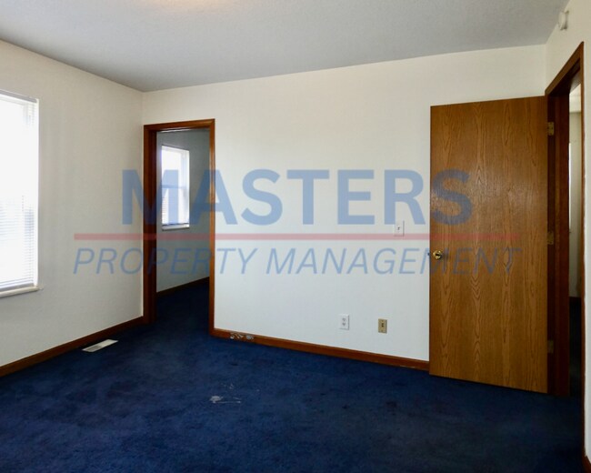 Building Photo - 2242 Kent St