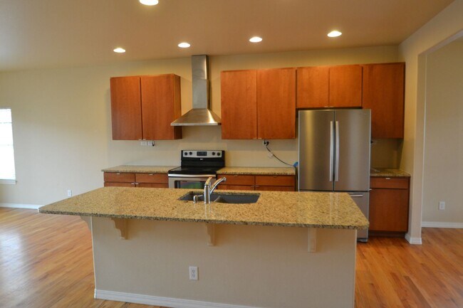 Building Photo - 5079 Farris Creek Ct