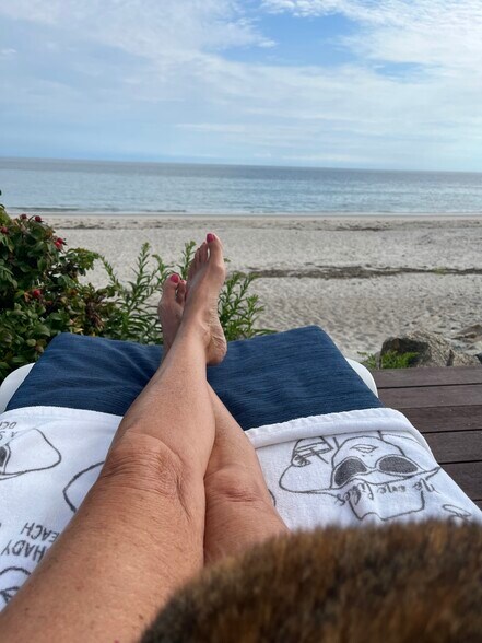 Relaxing - 9 Charlotte St