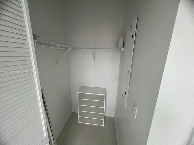 Building Photo - 7661 NW 107th Ave