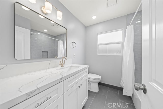 Building Photo - 4581 Suite Dr