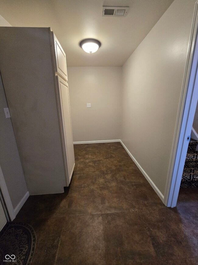 Building Photo - 7620 Snowflake Dr