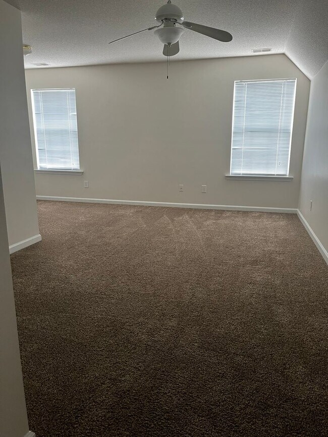 Building Photo - 108 Faskin Ln