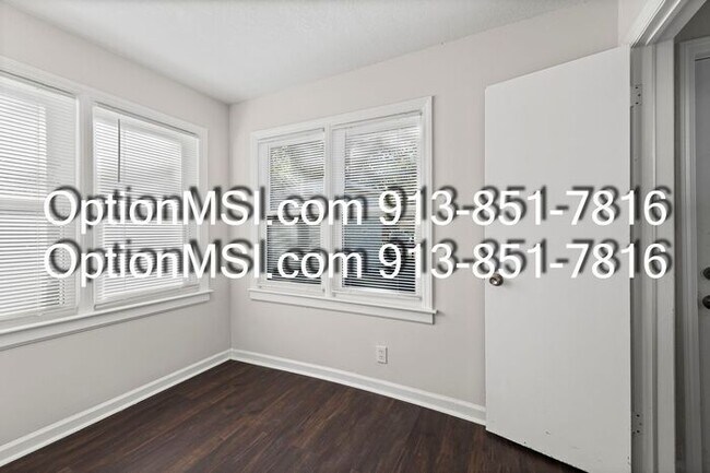 Building Photo - Newly Remodeled 3-Bedroom Home in Kansas C...