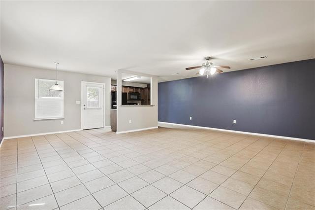 Building Photo - 819 Parkplace Ridge