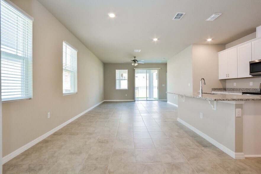 Building Photo - 2503 Gold Dust Dr