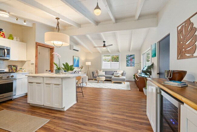 Building Photo - 3BR/3BA Unfurnished Home in Enchanted Lake...