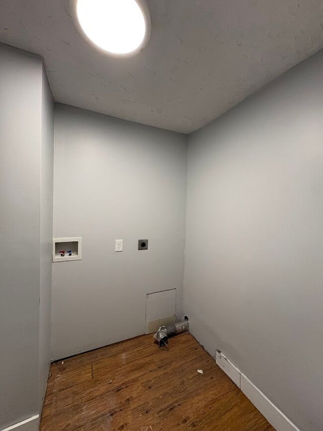 Building Photo - 532 Crosby St