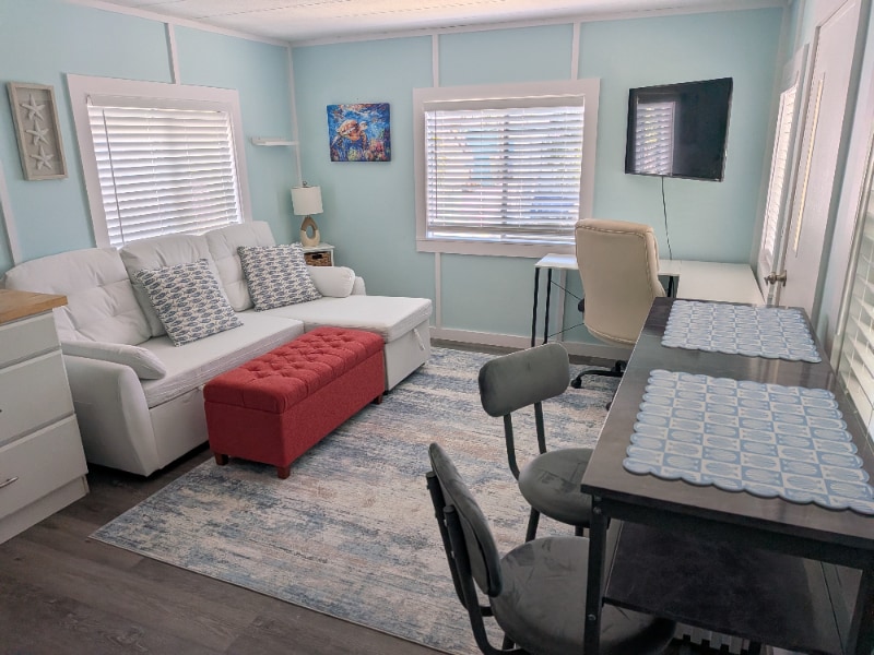 Building Photo - 2601 Gulf Dr N