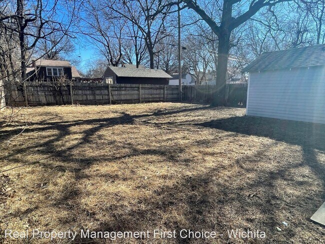Building Photo - 3 br, 2 bath House - 548 N Volutsia St